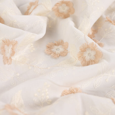 0-48132.520 Poplin geborduurd
