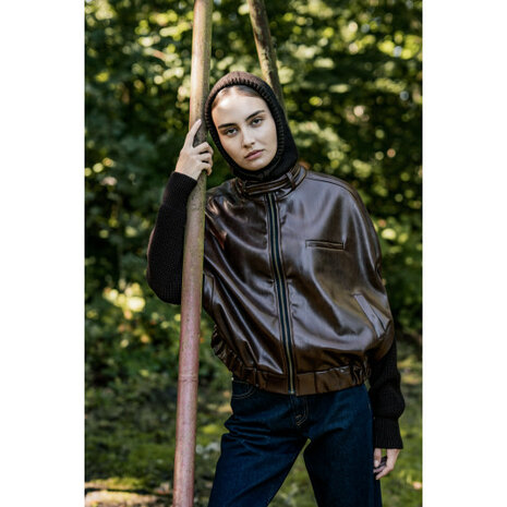 0-417100.10  Vegan Leather 