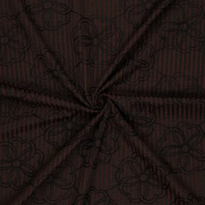 0-23047.101 Seersucker Flowy Embroidery